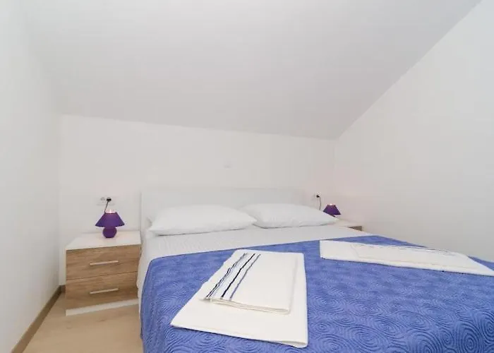 Apartment Marmo Mlini